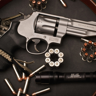 Smith & Wesson Revolver - Obrázkek zdarma pro 128x128