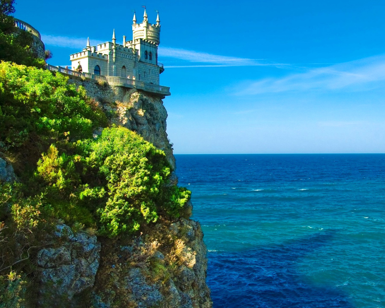 Sfondi Swallows Nest Castle in Crimea 1280x1024