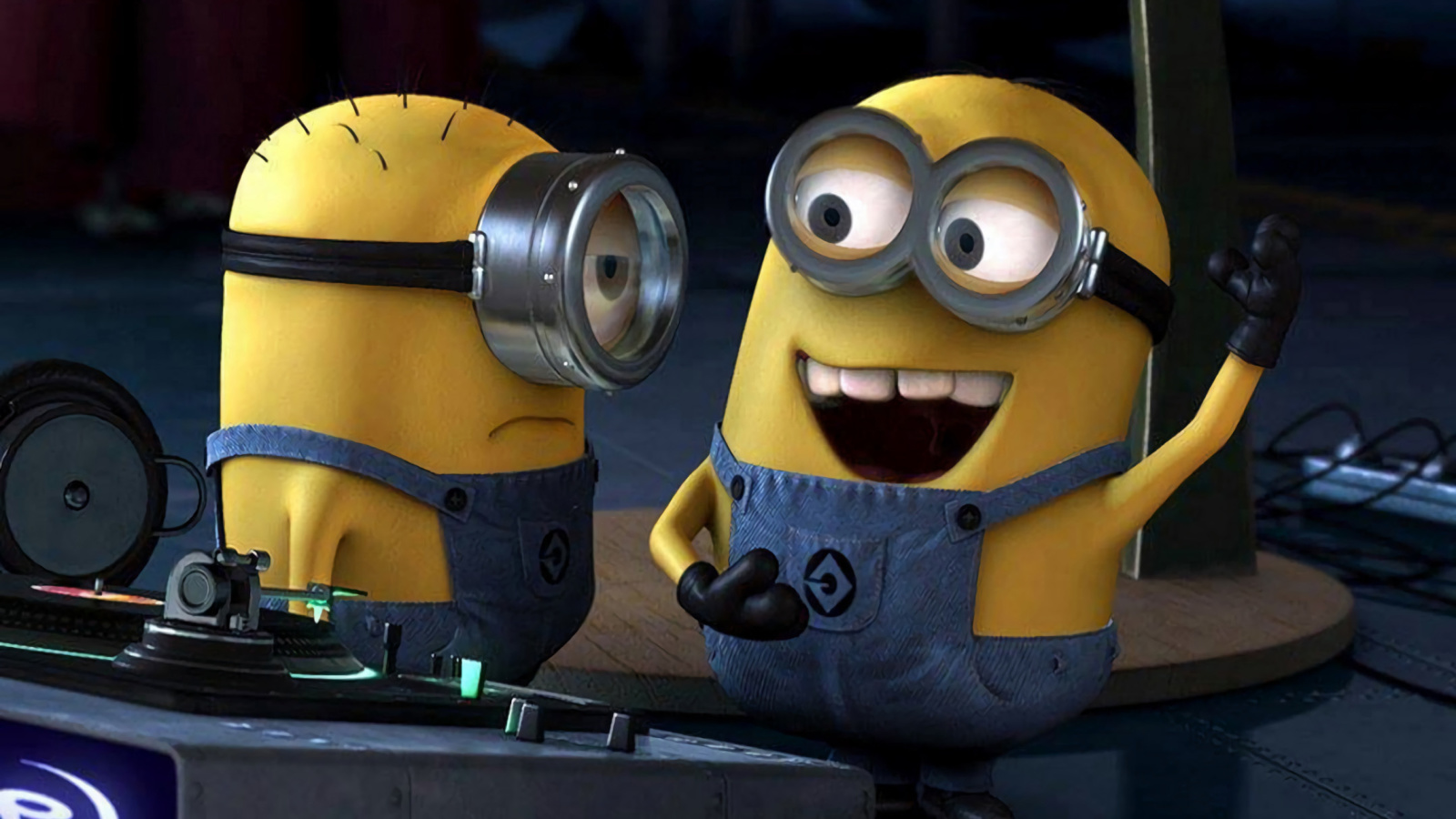 Fondo de pantalla DJ Minions 1600x900