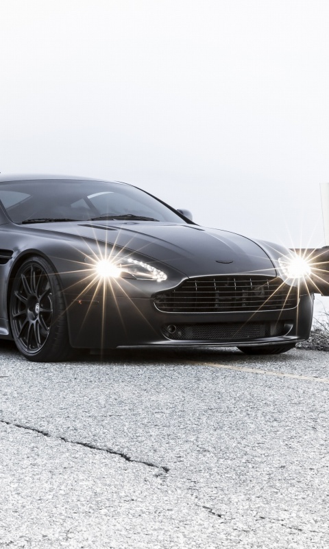 Screenshot №1 pro téma 2015 Aston Martin V8 Vantage GT 480x800