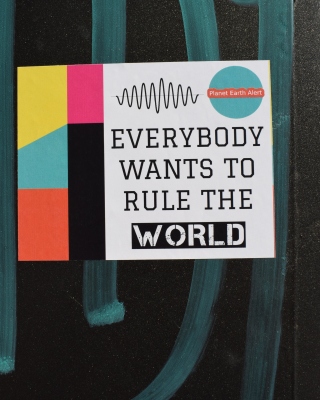 Картинка Everybody Wants to Rule the World на 750x1334