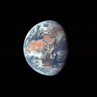 Earth Apollo - Obrázkek zdarma pro 1024x1024
