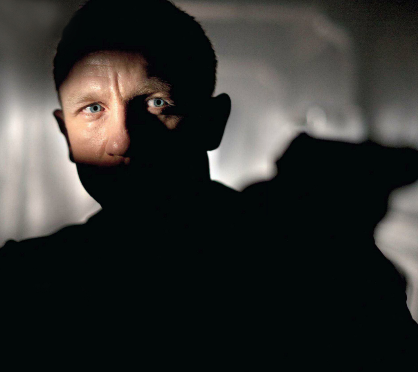 Daniel Craig As Agent 007 wallpaper 1440x1280