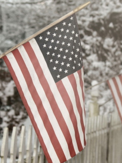 Das American Flag Wallpaper 240x320