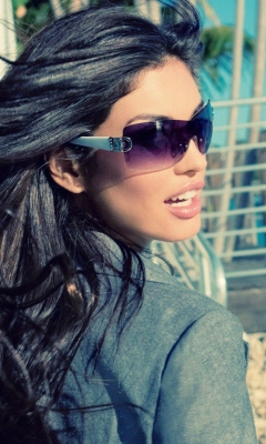 Girl In Sunglasses wallpaper 240x400