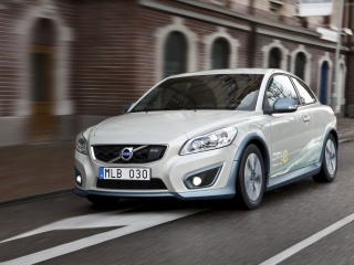 Screenshot №1 pro téma Volvo C30 Electric Car 320x240