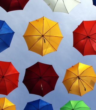 Colorful Umbrellas In Blue Sky - Obrázkek zdarma pro 176x220
