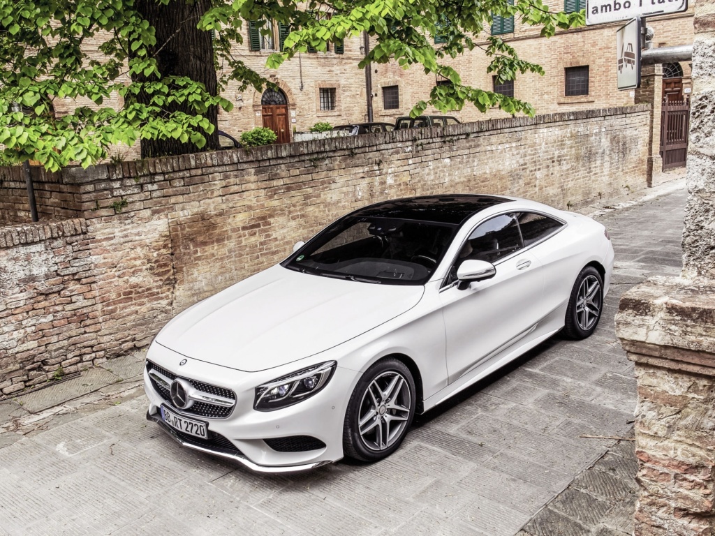 Fondo de pantalla Mercedes Benz S Coupe 1024x768