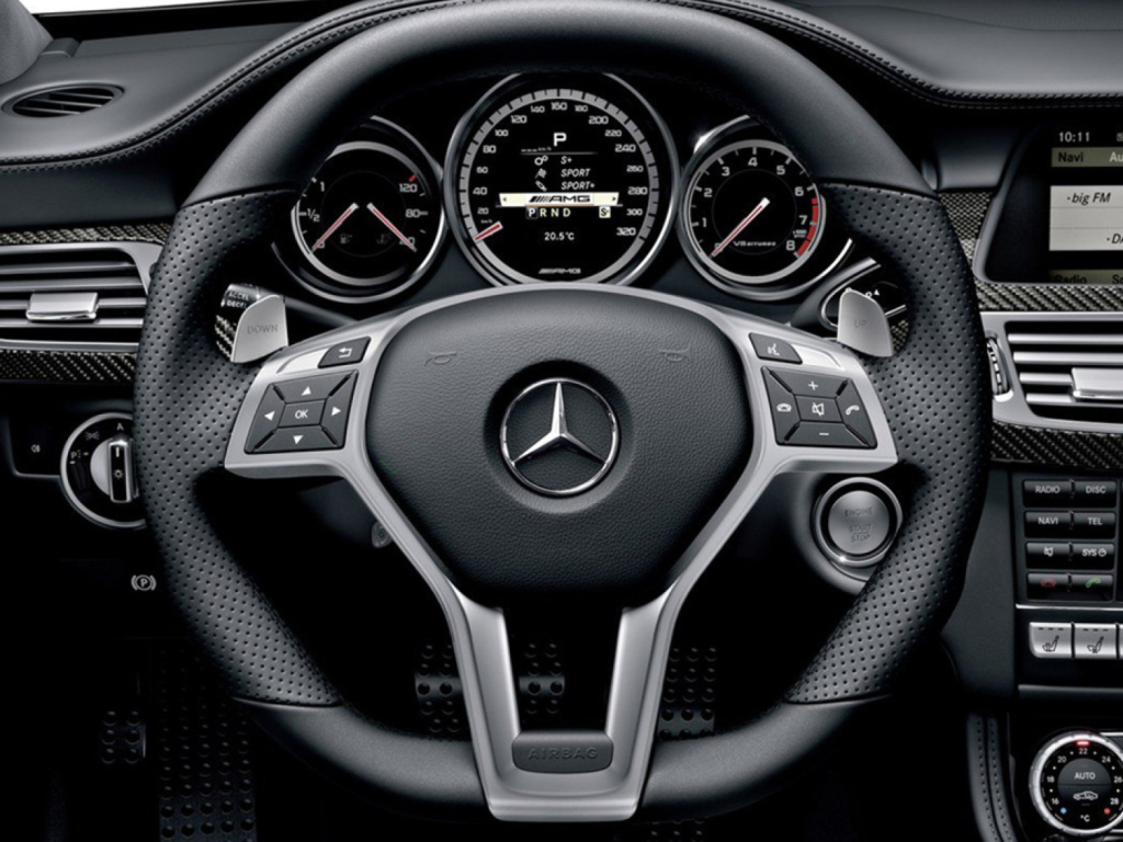 Fondo de pantalla Mercedes Benz CLS 1024x768