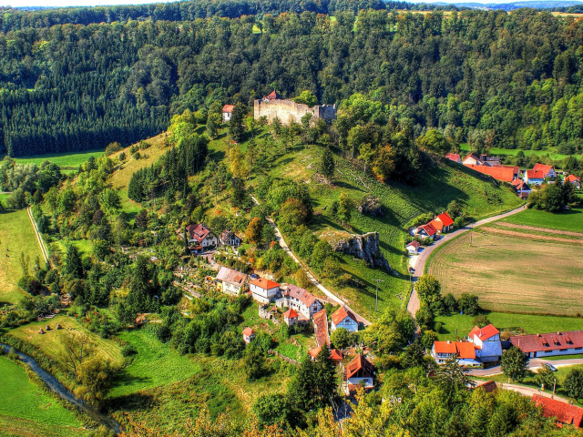 Village in Denmark wallpaper 640x480