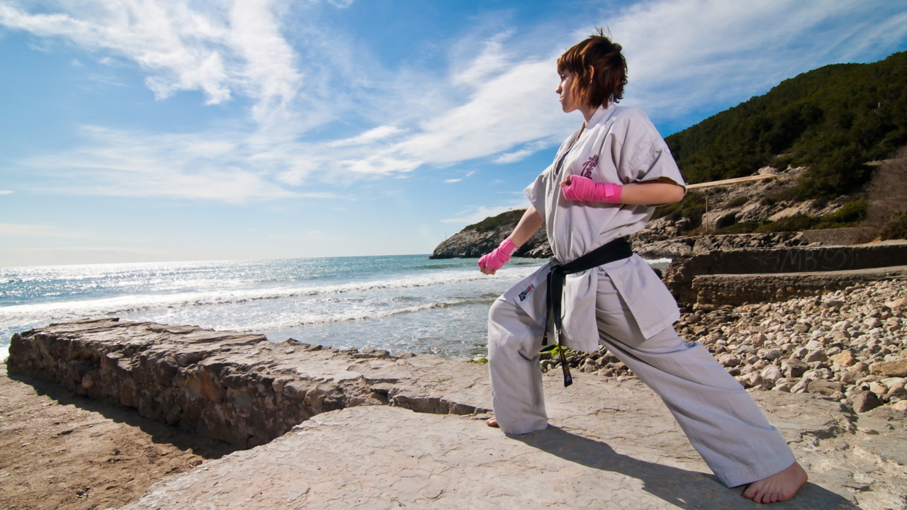 Karate By Sea wallpaper 1280x720