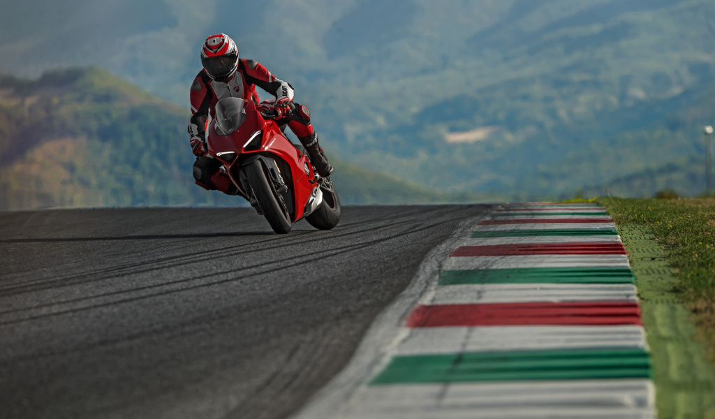 Ducati Panigale V4 2018 Sport Bike wallpaper 1024x600