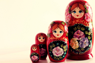Russian Dolls - Obrázkek zdarma pro 1024x768