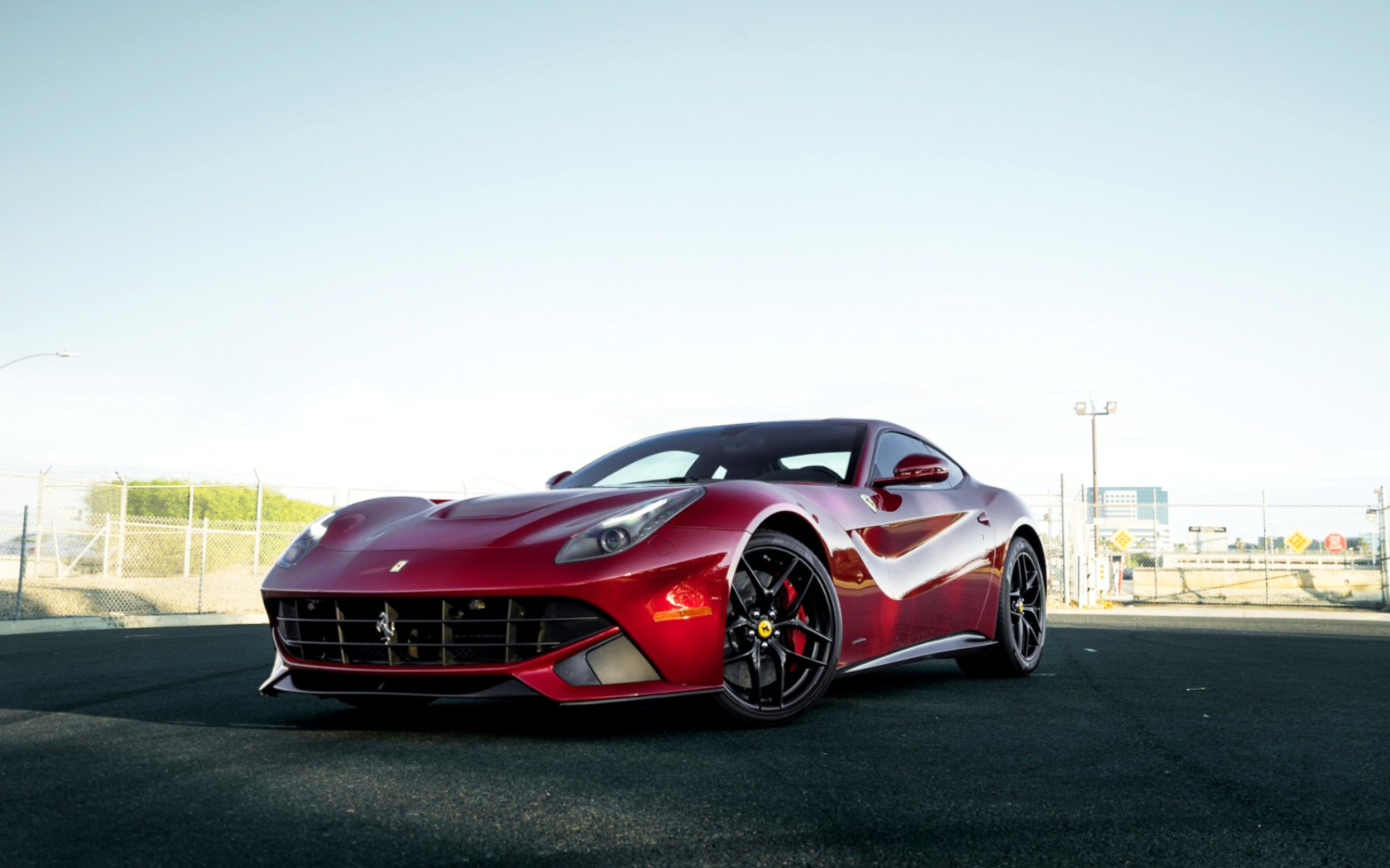 Screenshot №1 pro téma Ferrari F12 Red 1680x1050