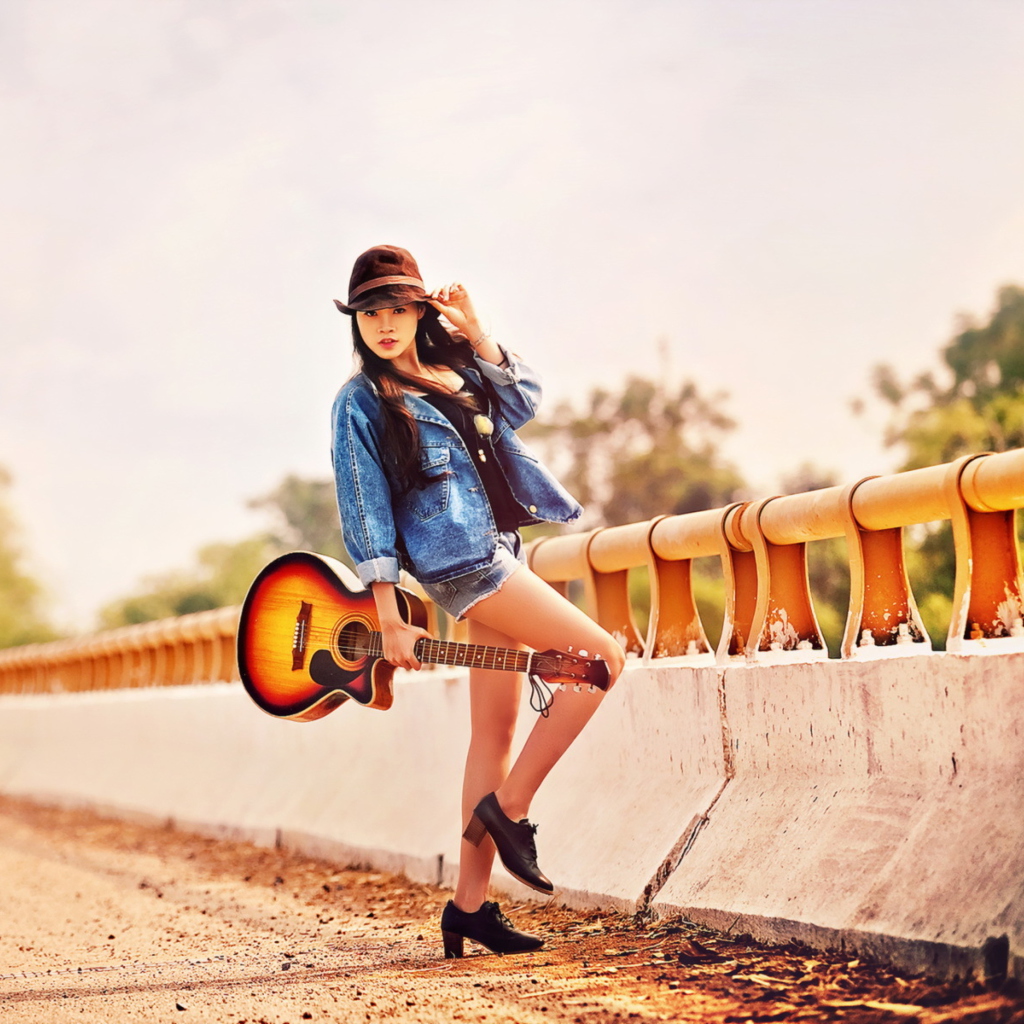 Screenshot №1 pro téma Girl With Guitar 1024x1024