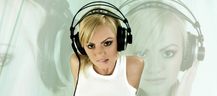 Screenshot №1 pro téma Alexandra Stan 720x320