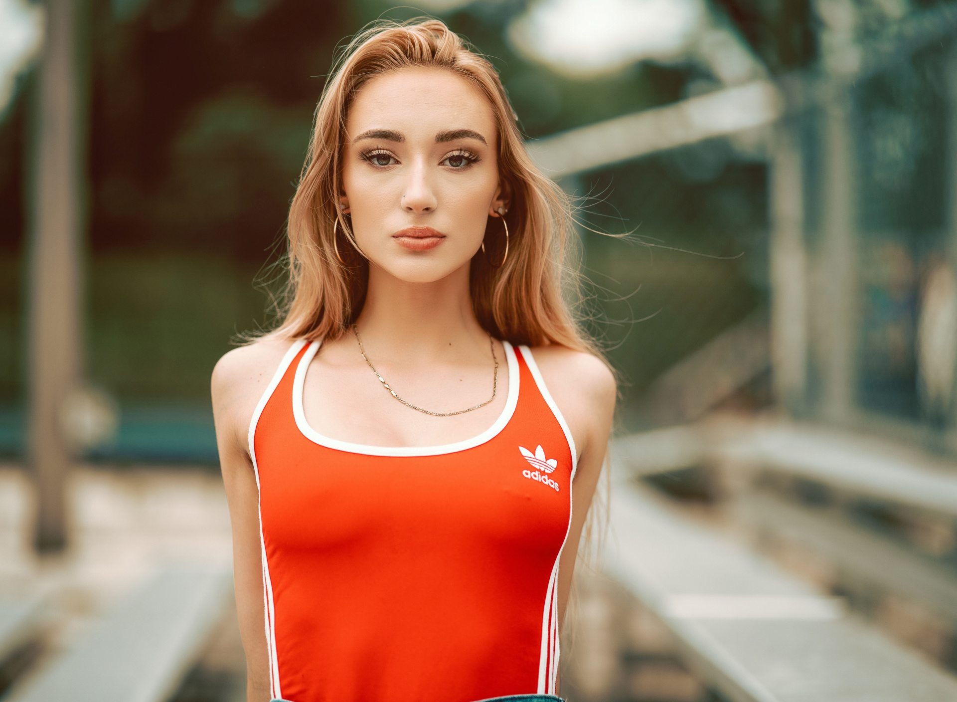 Обои Blonde in Adidas Bodysuit 1920x1408