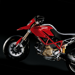 Kostenloses Ducati Hypermotard 796 Wallpaper für 1024x1024