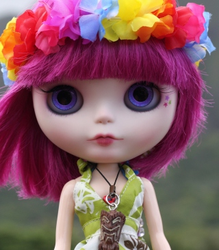 Doll With Pink Hair And Blue Eyes - Obrázkek zdarma pro 128x160