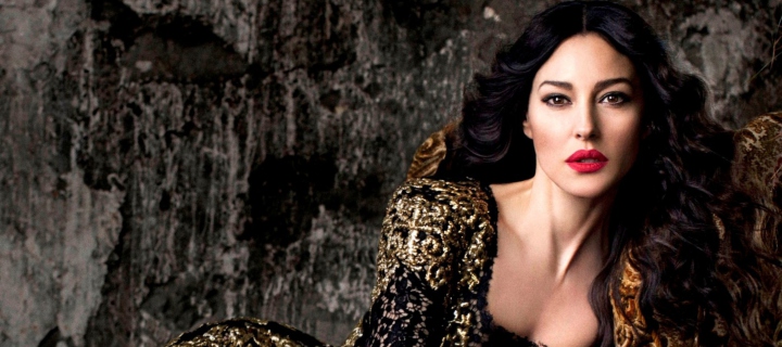 Sfondi Gorgeous Monica Bellucci 720x320