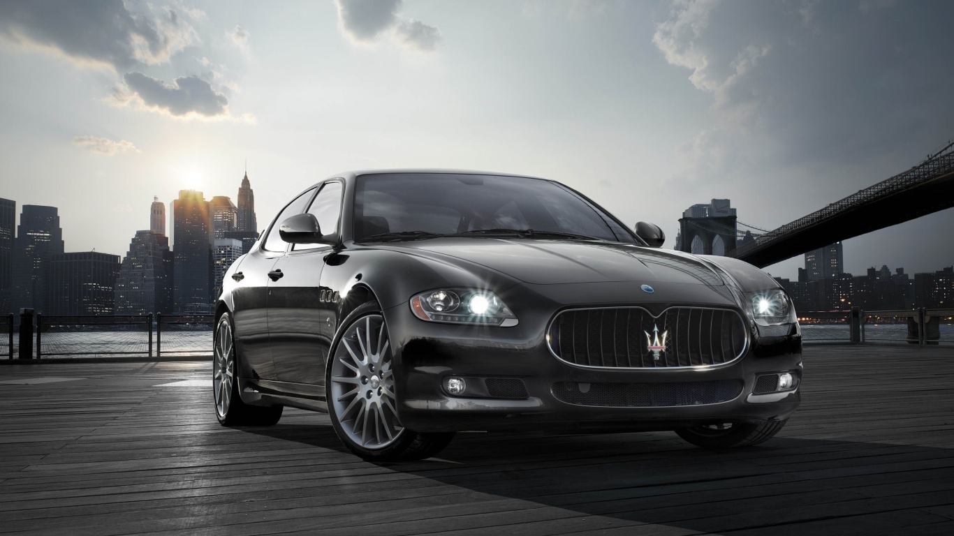 Sfondi Maserati Quattroporte 1366x768