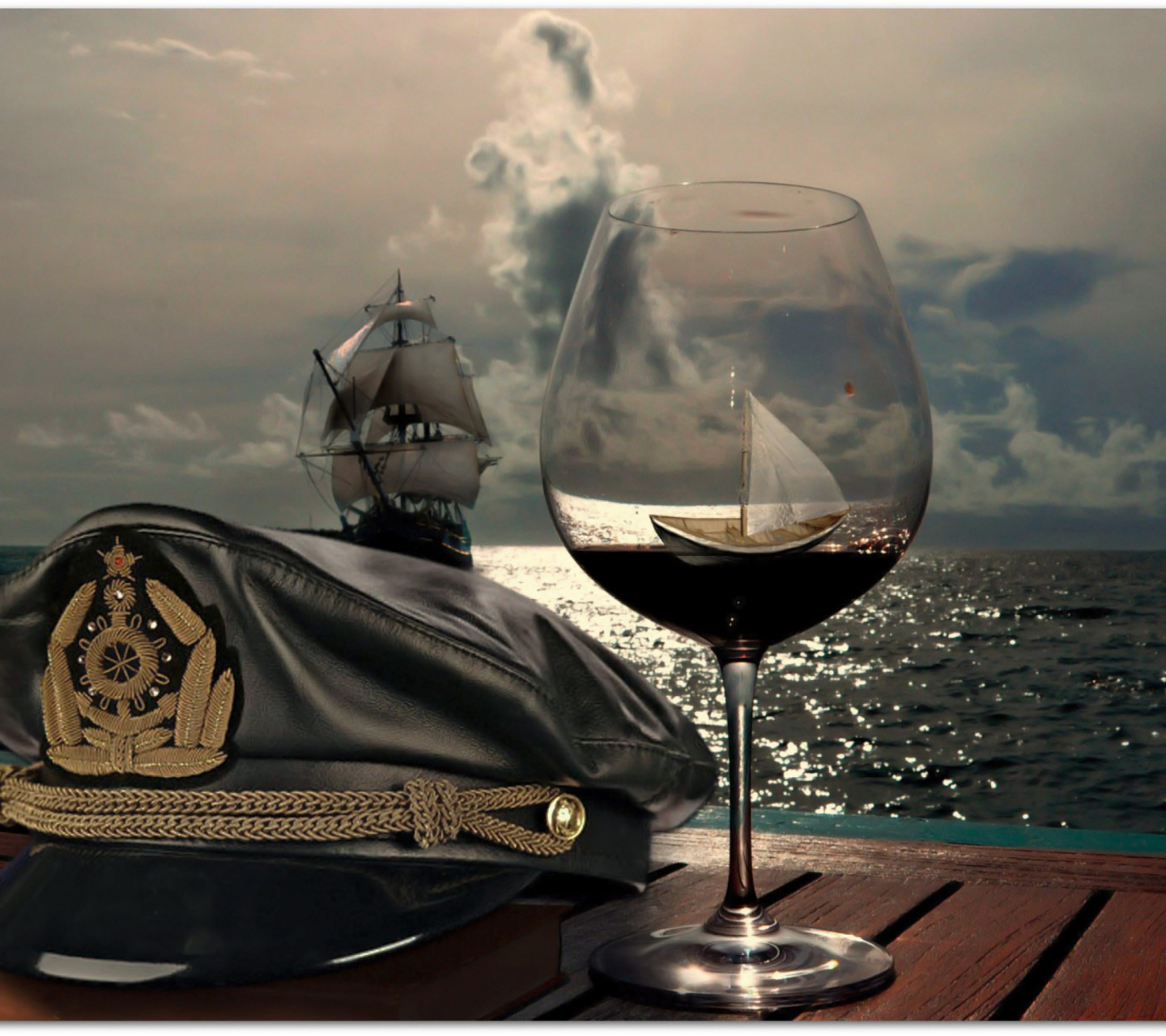 Fondo de pantalla Ships In Sea And In Wine Glass 1440x1280