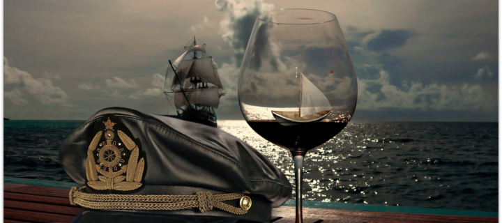 Das Ships In Sea And In Wine Glass Wallpaper 720x320