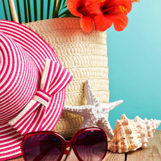 Kostenloses Summer Accessory Trends Wallpaper für 2048x2048