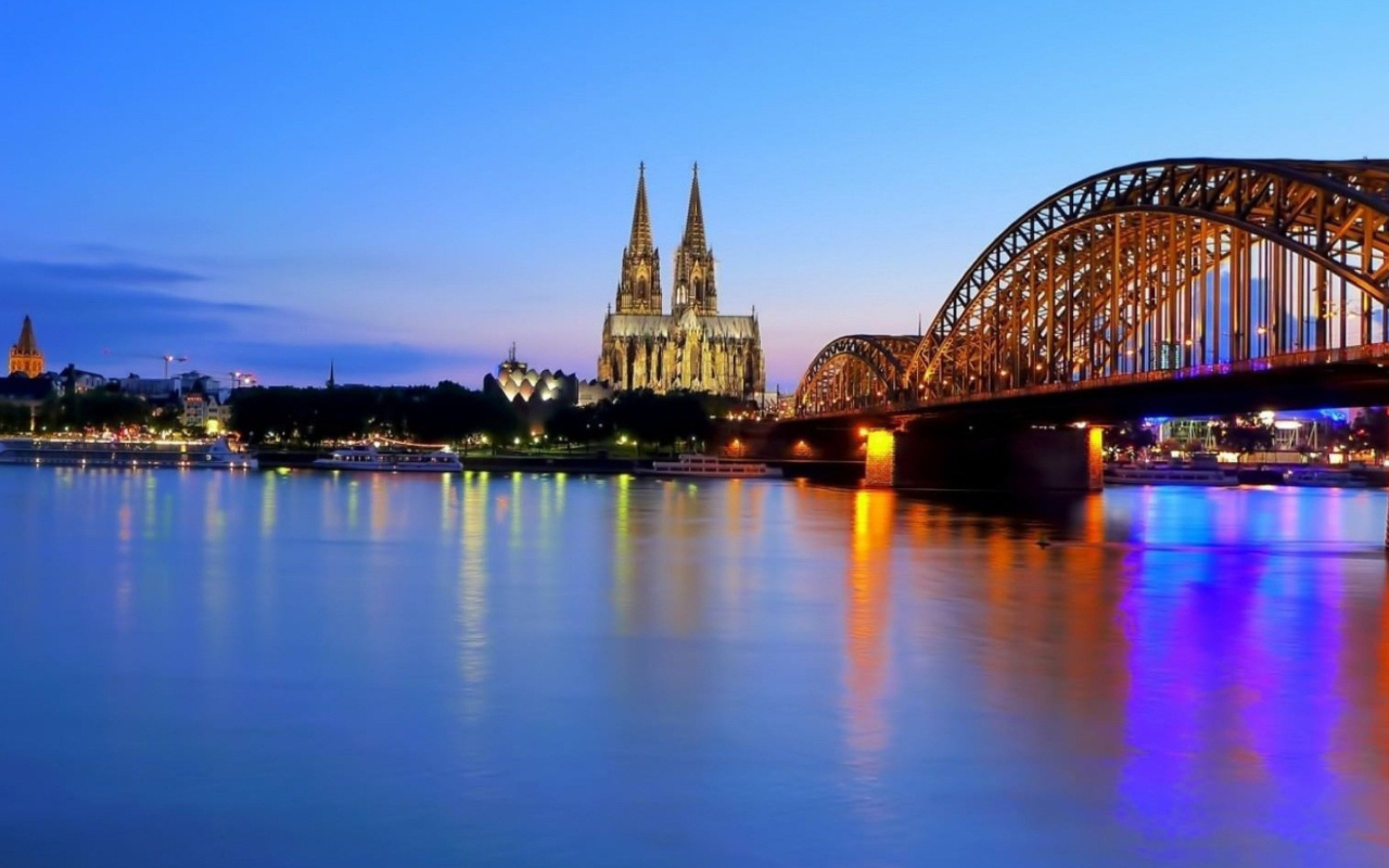 Cologne Cathedral HDR wallpaper 1280x800