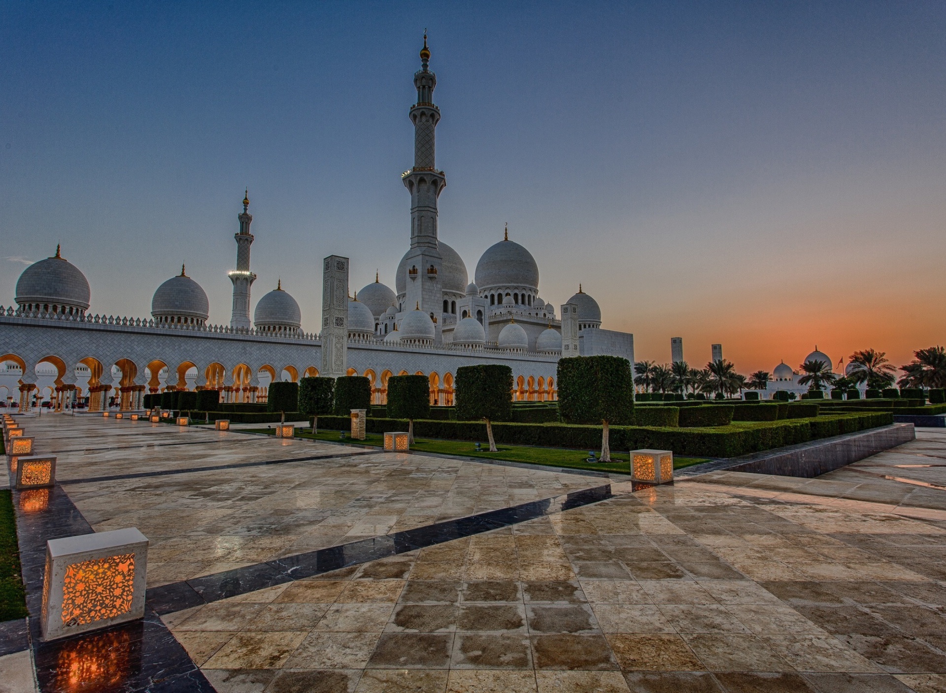 Sfondi Sheikh Zayed Grand Mosque in Abu Dhabi 1920x1408