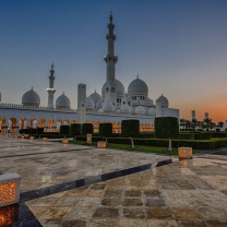 Fondo de pantalla Sheikh Zayed Grand Mosque in Abu Dhabi 208x208