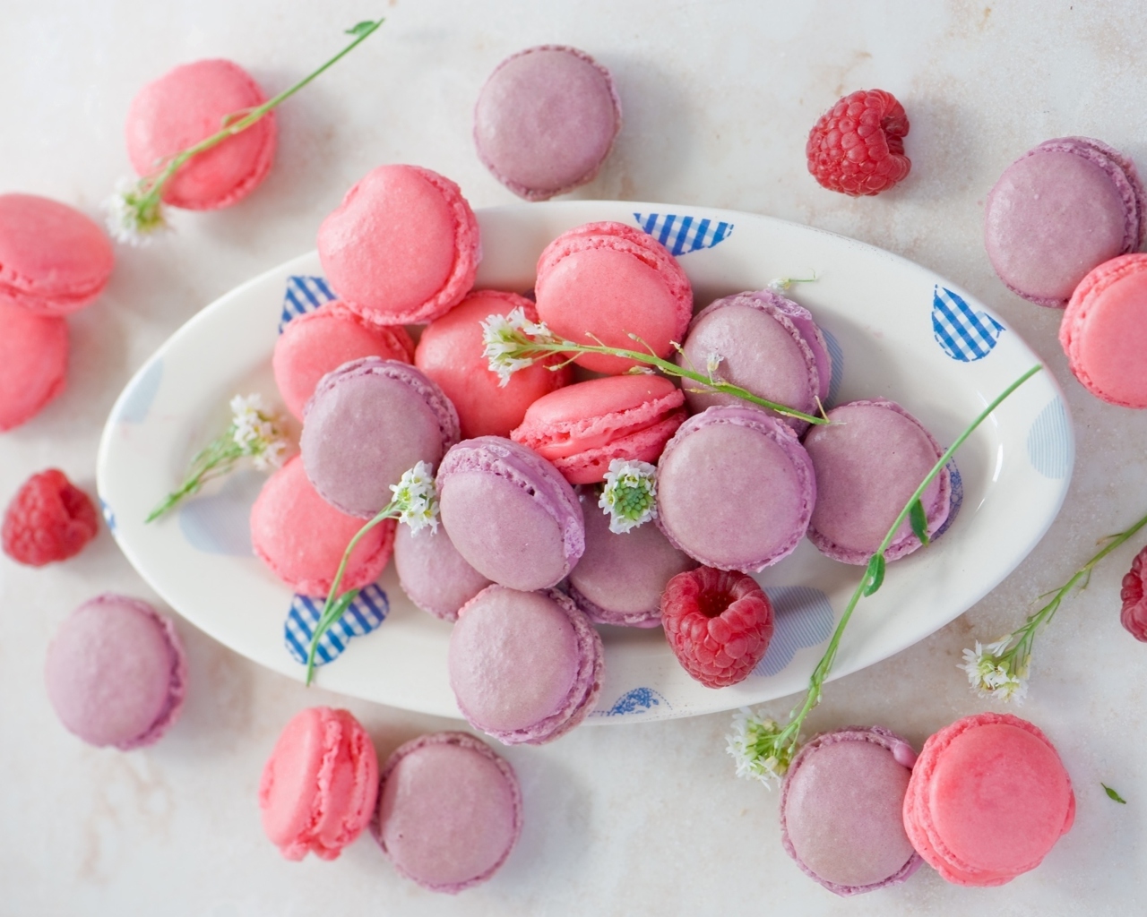 Sfondi Pink Macarons 1280x1024