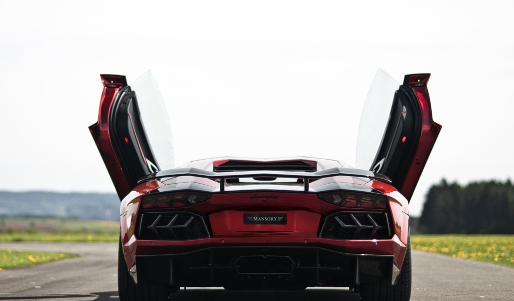 Sfondi Lamborghini Aventador 1024x600