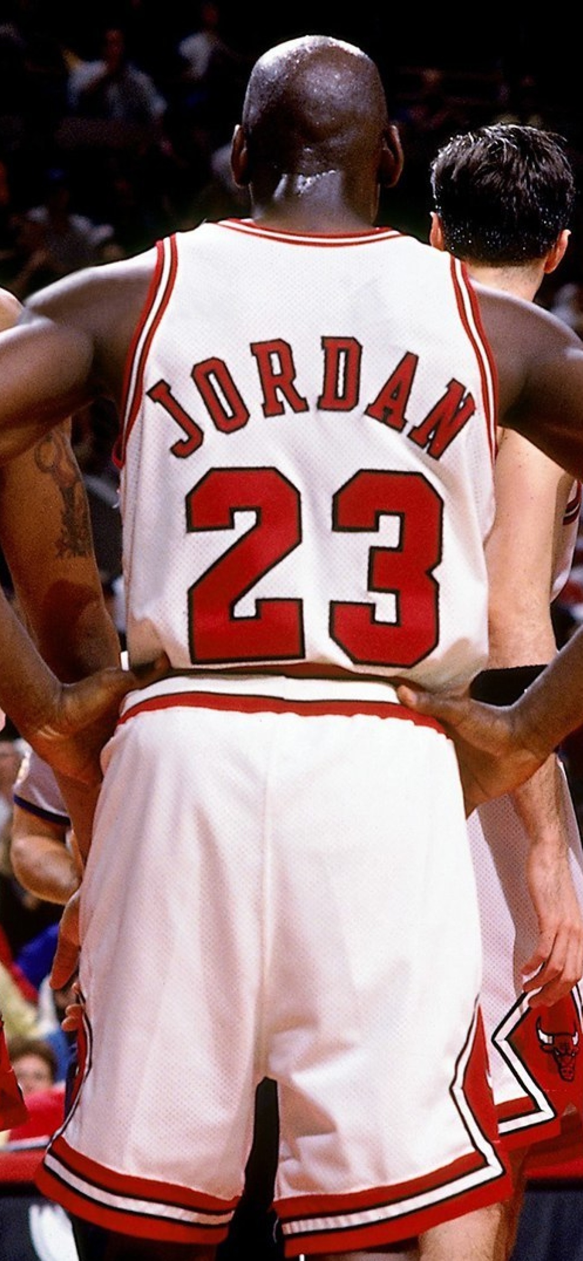 Screenshot №1 pro téma Chicago Bulls with Jordan, Pippen, Rodman 1170x2532