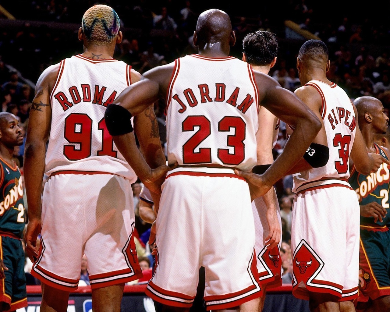 Das Chicago Bulls with Jordan, Pippen, Rodman Wallpaper 1280x1024