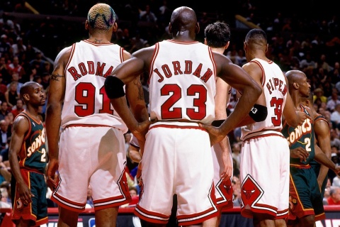 Das Chicago Bulls with Jordan, Pippen, Rodman Wallpaper 480x320