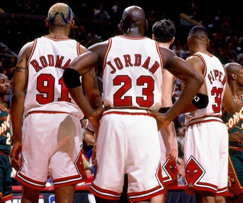 Chicago Bulls with Jordan, Pippen, Rodman wallpaper 480x400
