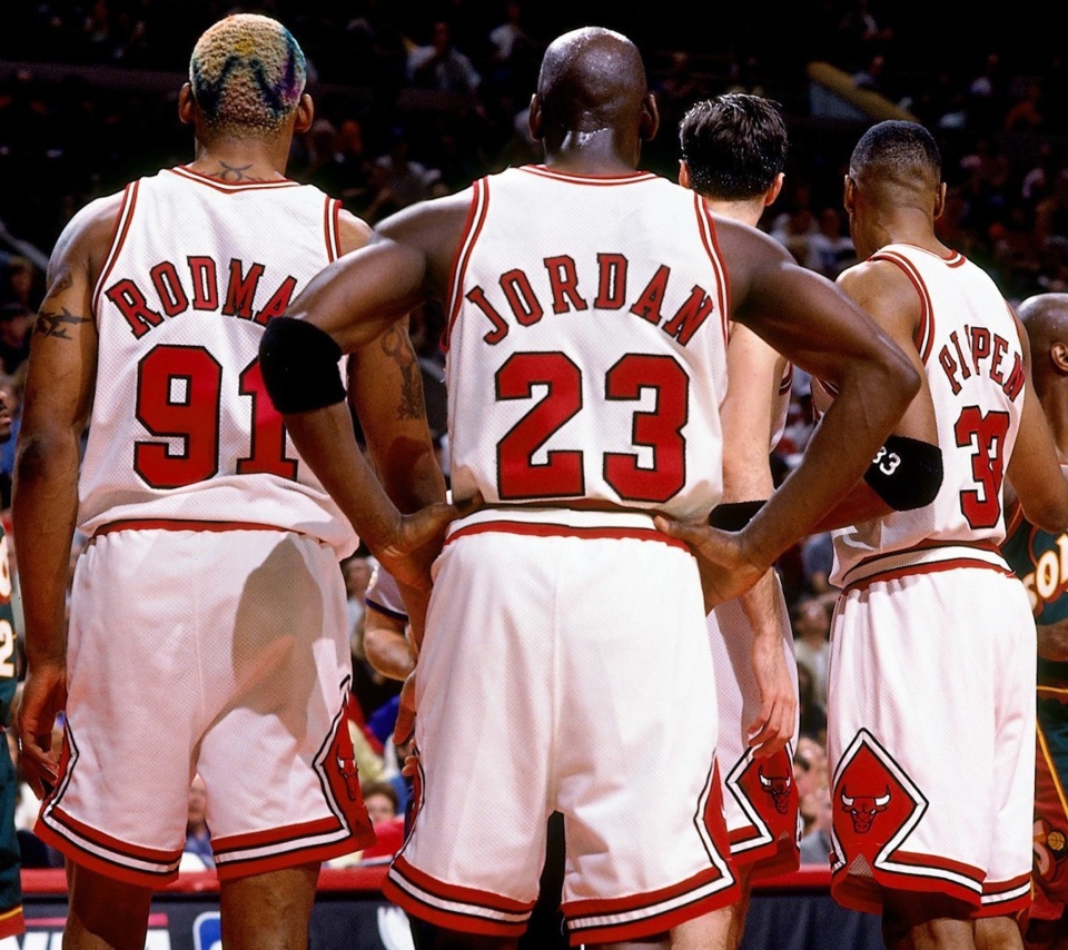 Обои Chicago Bulls with Jordan, Pippen, Rodman 960x854