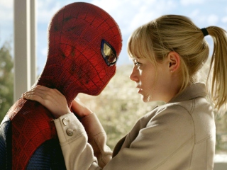 Обои Spider Man & Gwen Stacy 320x240