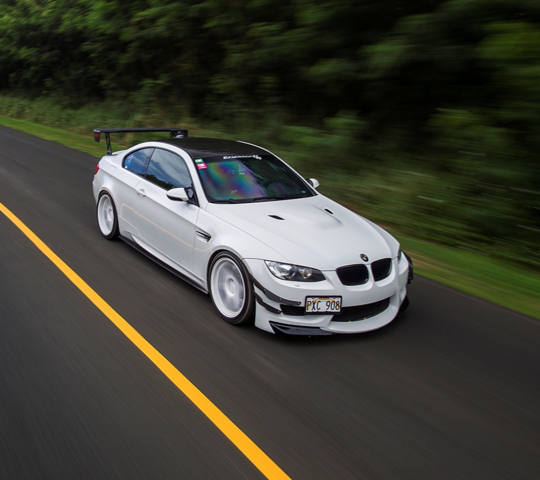 Fondo de pantalla BMW M3 1080x960