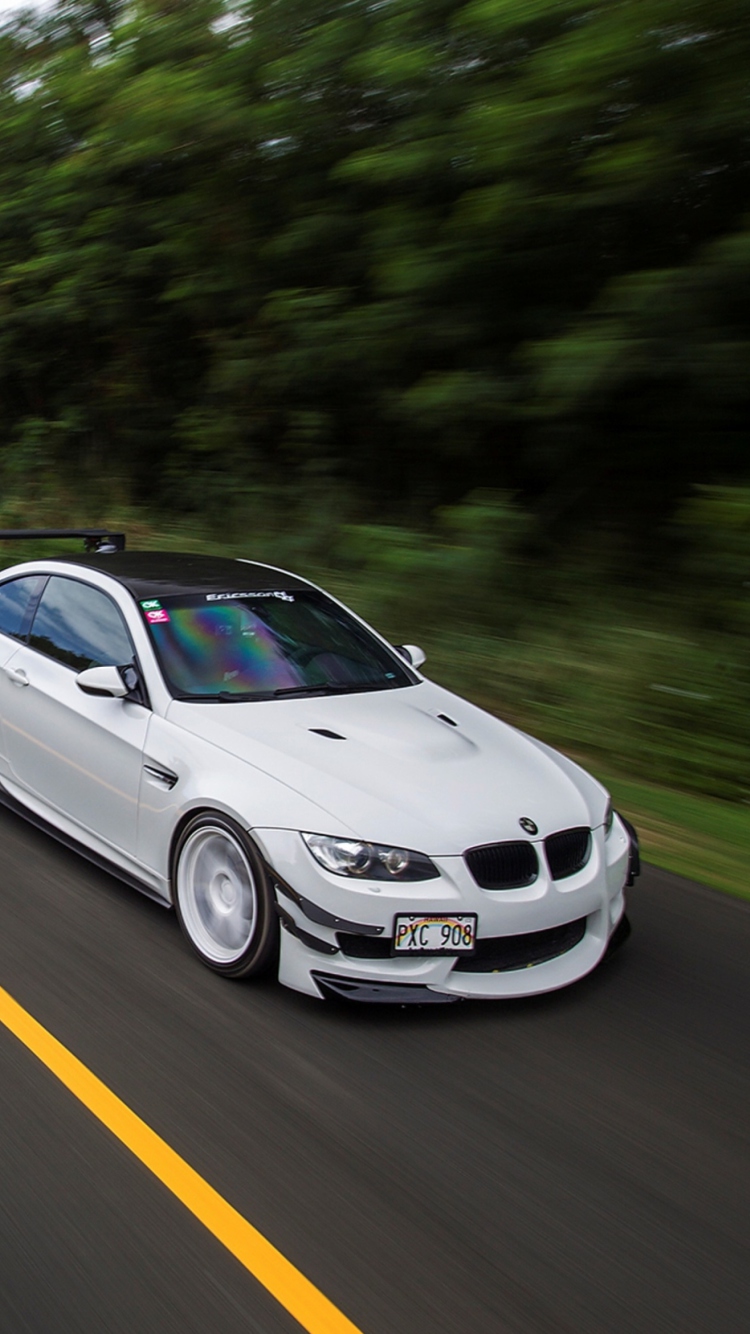 BMW M3 screenshot #1 750x1334