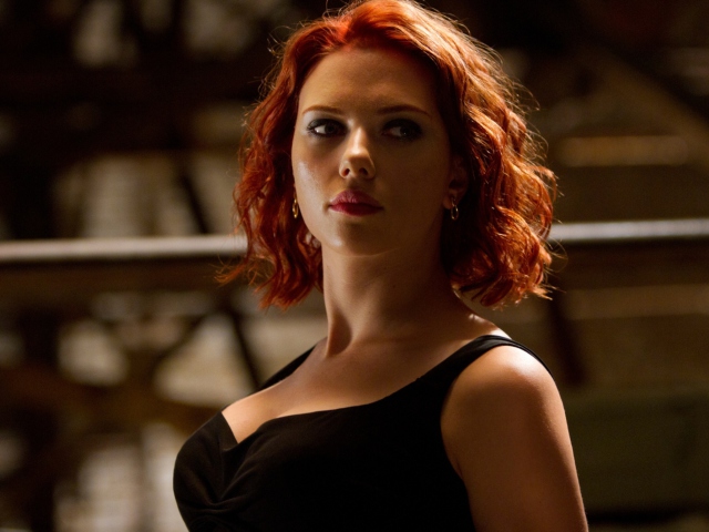 Fondo de pantalla The Avengers - Scarlett Johansson 640x480