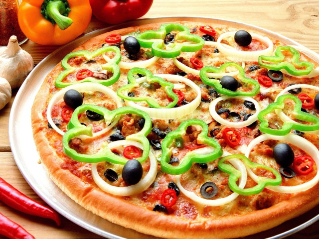 Sfondi Tasty Hot Pizza 640x480
