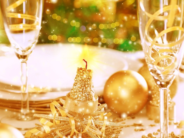 Das Gold Christmas Decorations Wallpaper 640x480