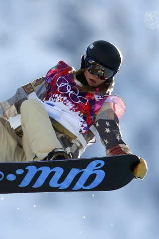 Обои Kaitlyn Farrington American Snowboarder 320x480