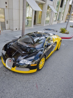 Bugatti Veyron screenshot #1 240x320