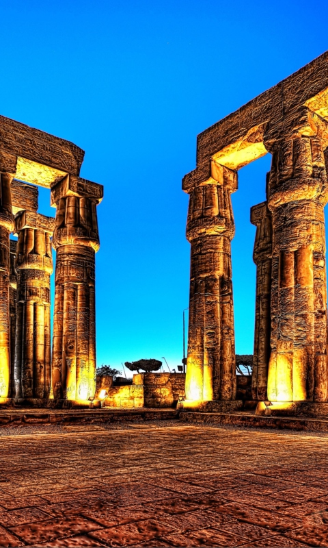 Das Luxor In Egypt Wallpaper 480x800