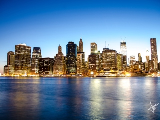 Manhattan Skyline screenshot #1 320x240