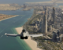 Das Eurofighter Typhoon Above Dubai Wallpaper 220x176