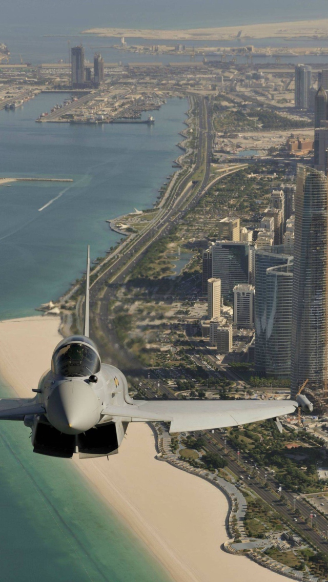 Fondo de pantalla Eurofighter Typhoon Above Dubai 640x1136